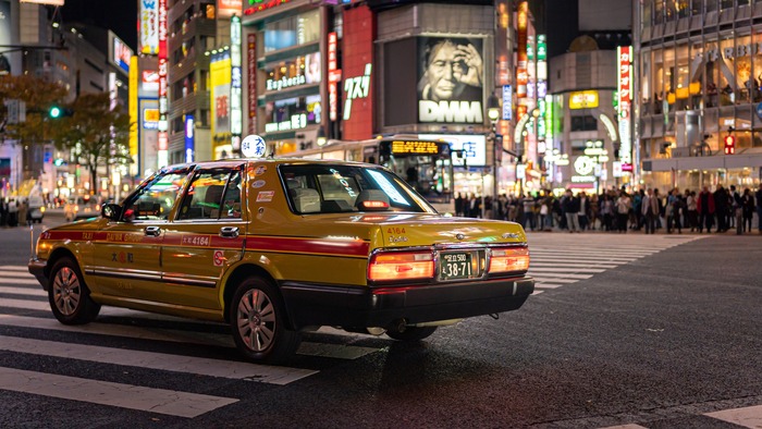 Taking a Taxi in Japan: Everything You Need to Know