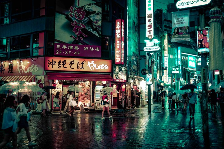 Rainy Season in Japan: Best Things to Do, Gym Options & Must-Have Apps
