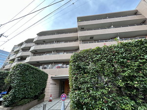 CEN exterior.jpg
